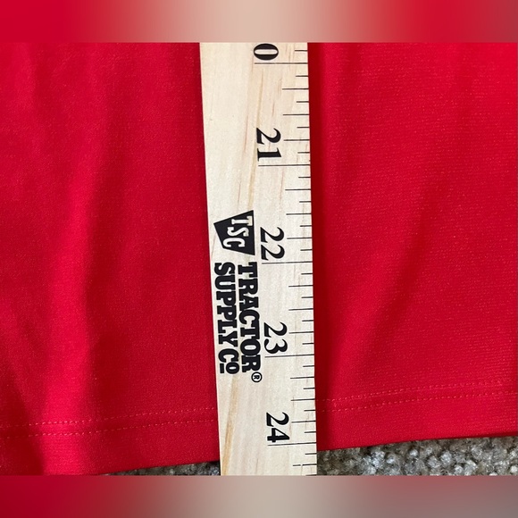 Chico’s Red Cold Shoulder Bell Ruffled Top size L - Picture 7 of 11